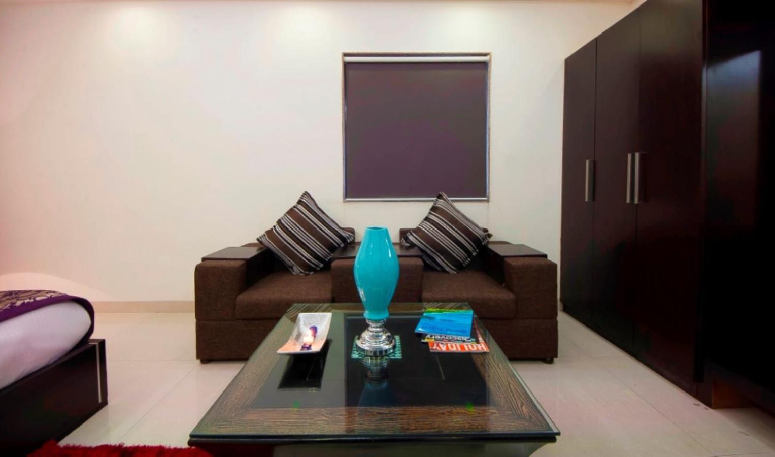 Hotel Transit International- Aerocity Delhi Airport ニューデリー エクステリア 写真